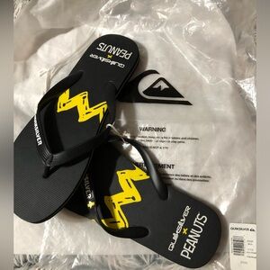 Quiksilver Mens Limited Edition w/Peanuts Black Flip Flops NWT!
